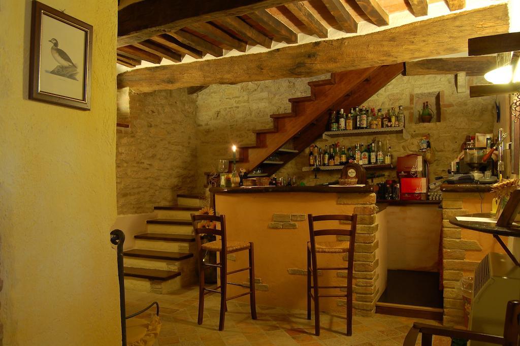 Agriturismo Casale Dei Frontini San Terenziano Exteriér fotografie