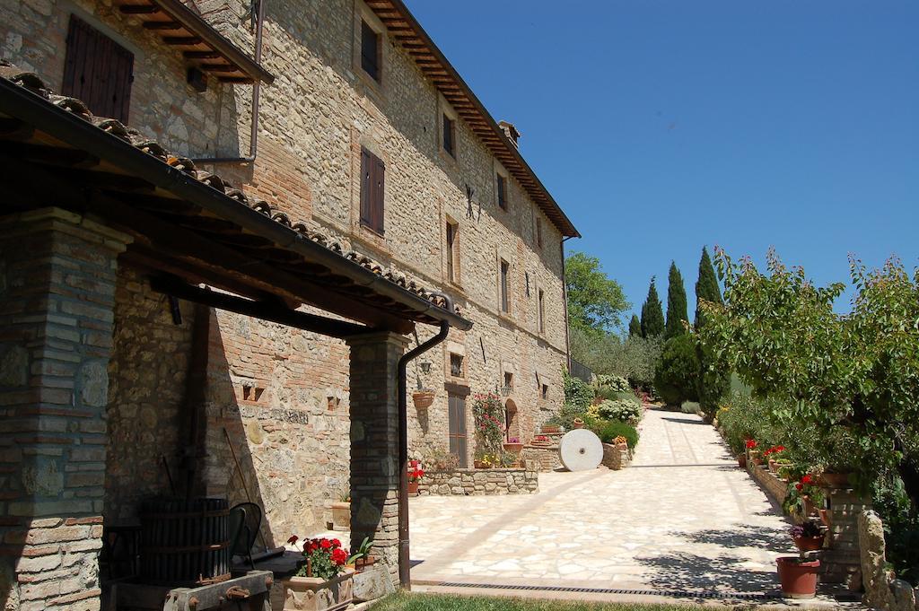 Agriturismo Casale Dei Frontini San Terenziano Exteriér fotografie