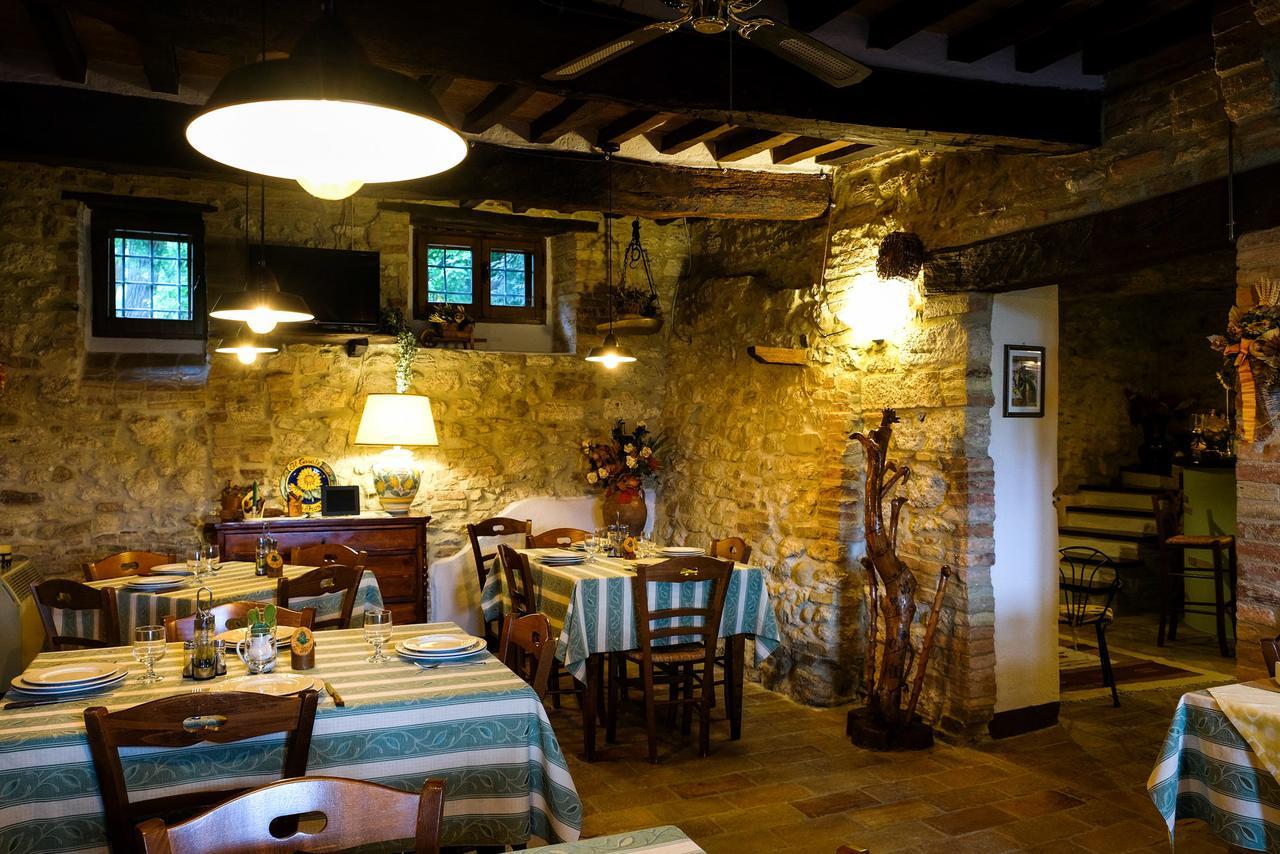 Agriturismo Casale Dei Frontini San Terenziano Exteriér fotografie