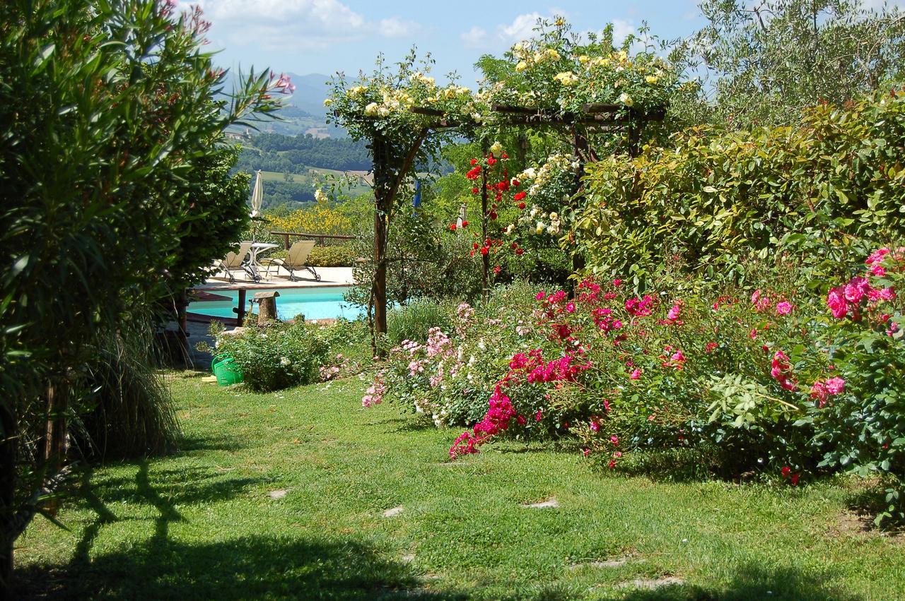 Agriturismo Casale Dei Frontini San Terenziano Exteriér fotografie